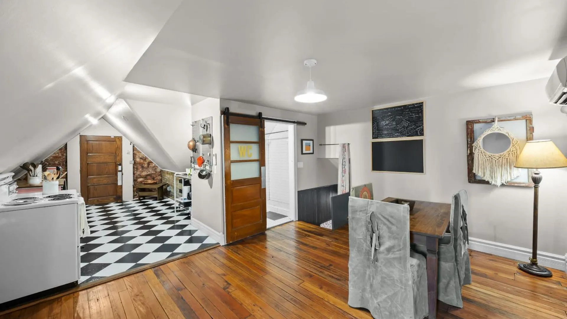 Дом отдыха Charming 7Br Home Bourbon Trail & Attractions Луисвилл