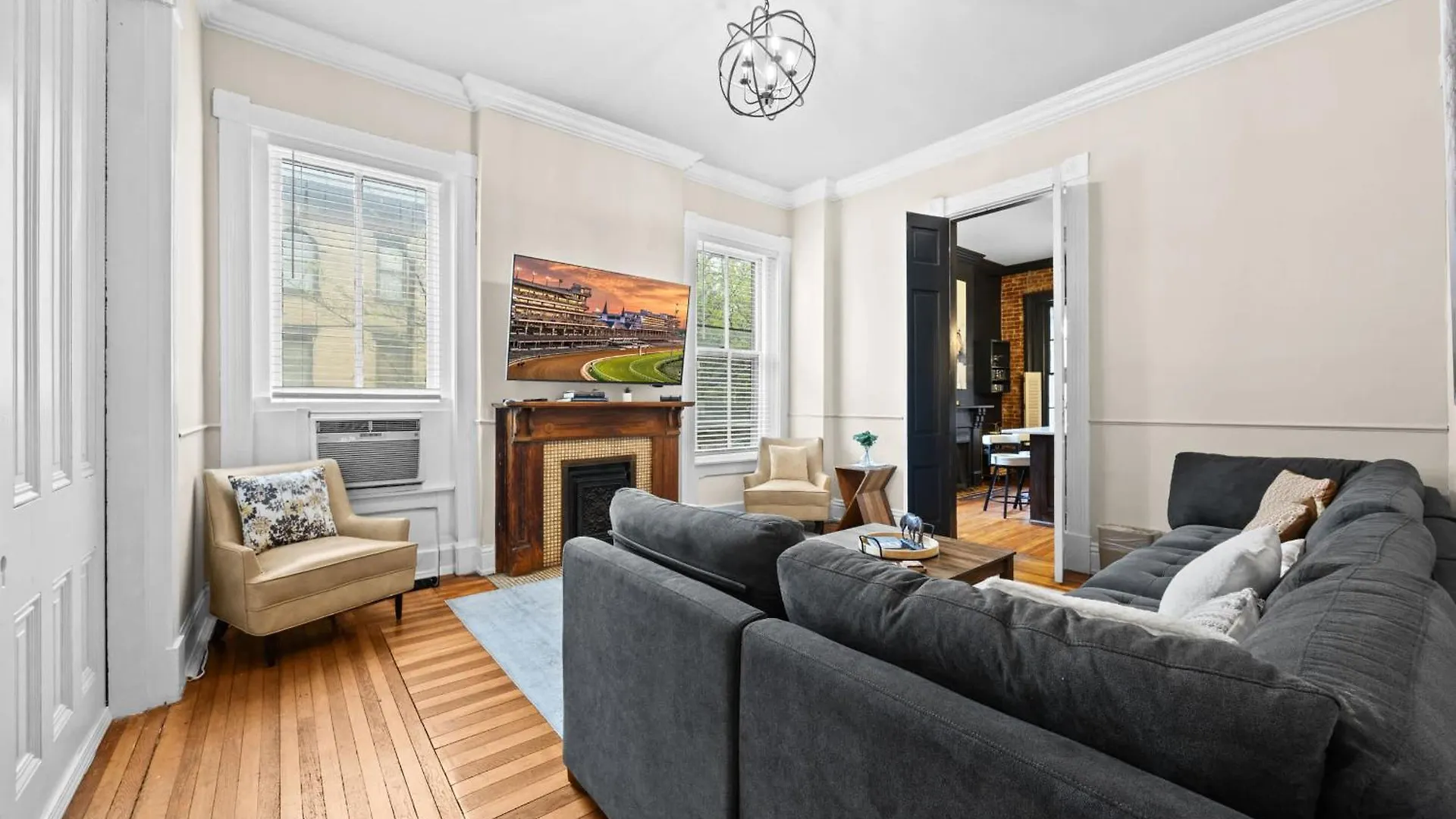 Дом отдыха Charming 7Br Home Bourbon Trail & Attractions Луисвилл